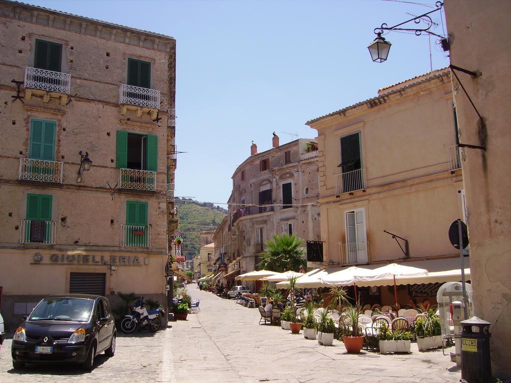 الشقق الفندقية بارغيليافي  Residenza La Vigna المظهر الخارجي الصورة