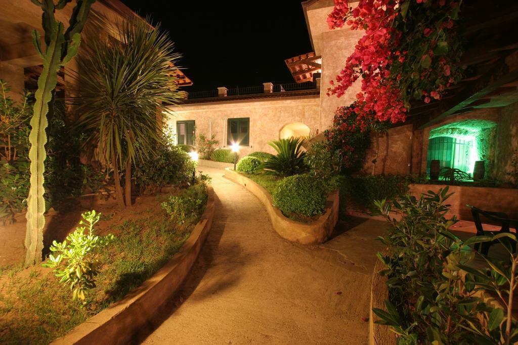 الشقق الفندقية بارغيليافي  Residenza La Vigna المظهر الخارجي الصورة