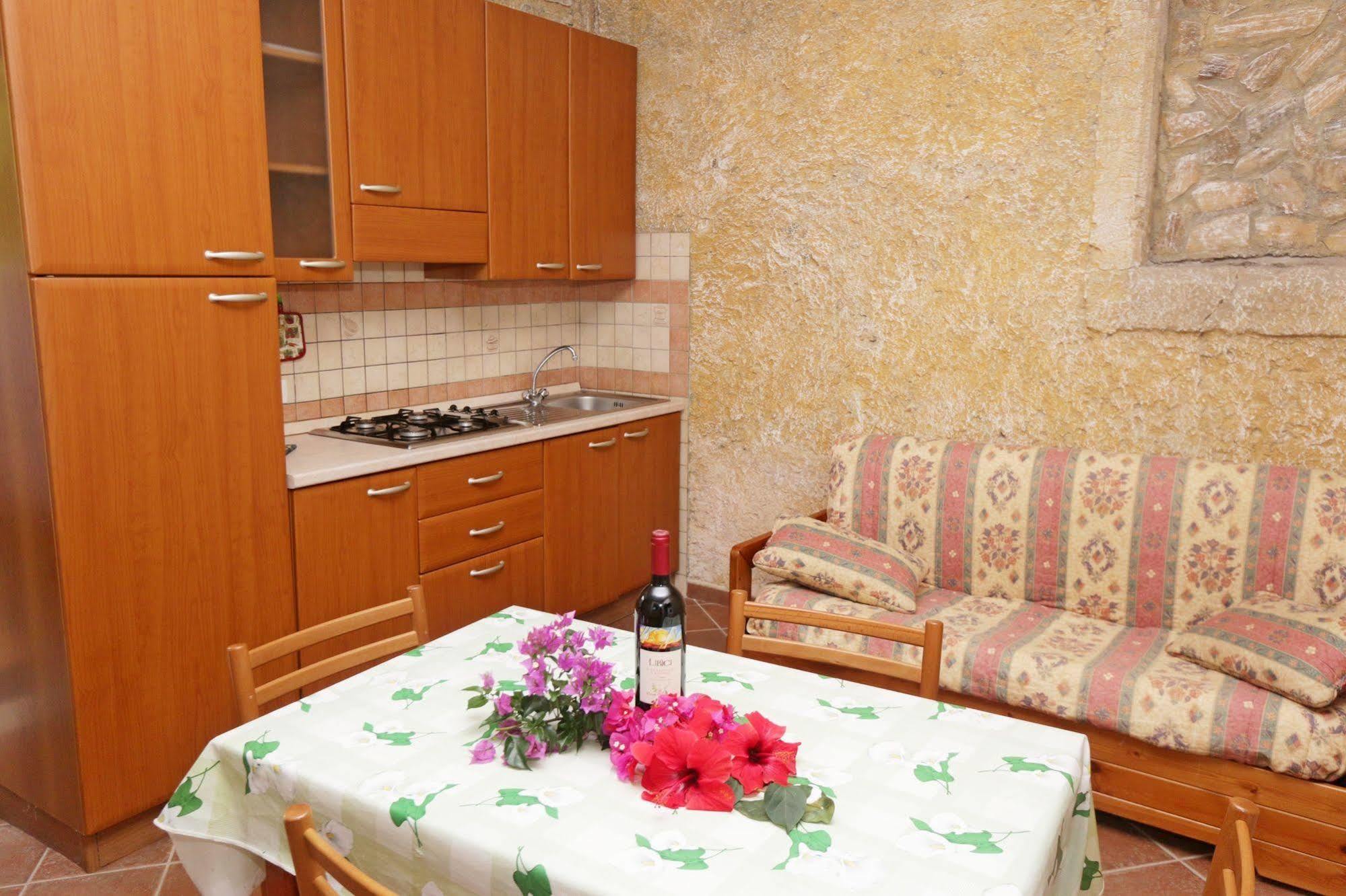 الشقق الفندقية بارغيليافي  Residenza La Vigna المظهر الخارجي الصورة