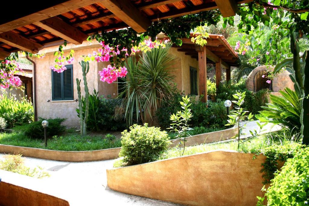 الشقق الفندقية بارغيليافي  Residenza La Vigna المظهر الخارجي الصورة